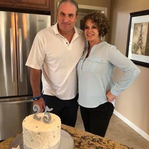 Meet your Posher, Joni